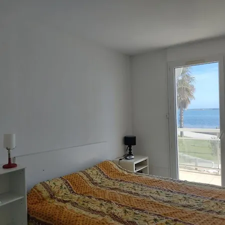 - T4 - Clim, Wifi, Parking, 50m - 6 Pers - Fr-1-796-55 Holiday home Gruissan